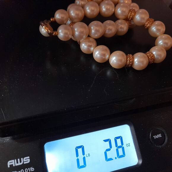 Vintage Carolee Glass Pearl Necklace, Gold Pearl Box Clasp, 17" - Picture 9 of 9